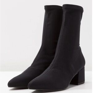 Vagabond Black Heeled Boots
